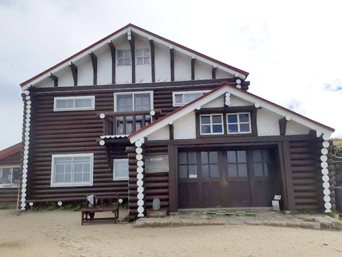 北アルプスデビュー 燕山荘と燕岳山頂