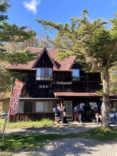 草花と眺望が楽しめる入笠山
